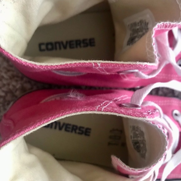 SOLD Chuck Taylor All Star Classic Pink High Top Converse Sneakers 6.5 Like NEW - Picture 5 of 8